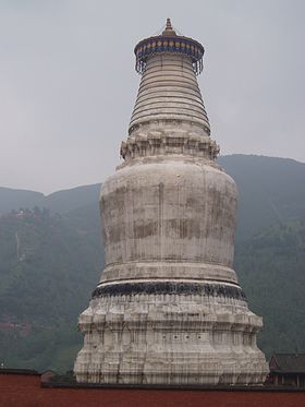 Большая белая пагода